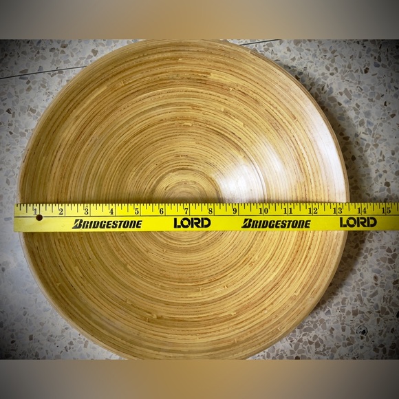 Beautiful Large Handmade Vietnamese Bamboo Shallow Bowl with Varnish - Picture 6 of 8
